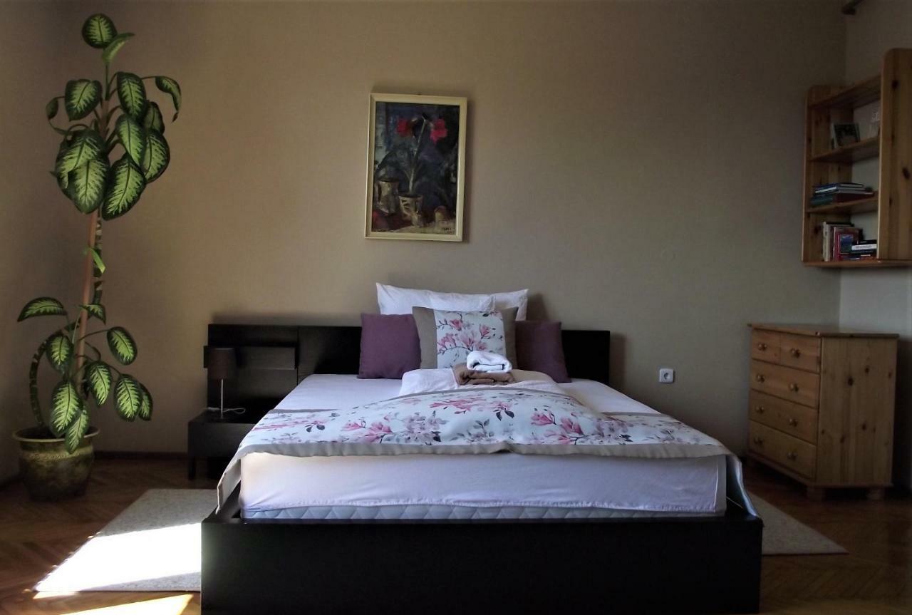 Panorama Apartman Mór エクステリア 写真
